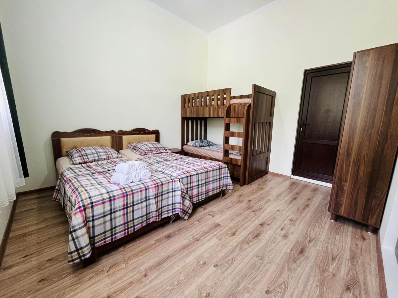 Апартаменти Guest Hause Giorgi,Kobuleti- Xala Khala Екстер'єр фото